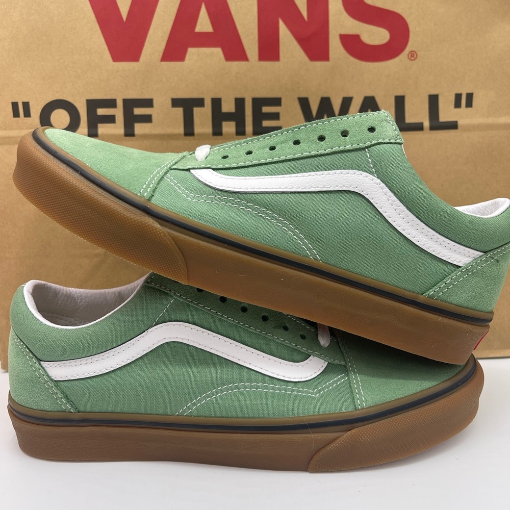 Vans Men’s Old Skool (Gum)
Basil/True White Sneakers Mint
VN0A38G19M0 - Picture 13 of 16